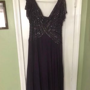 JKARA women’s 16 plum beaded dress